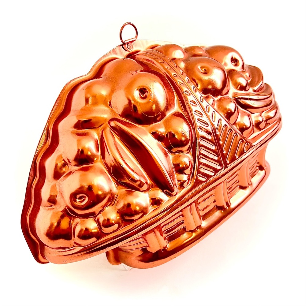 Vintage Mirro Copper-Tone Fruit Basket Jelly Mold / Kitchen Wall Farmhouse Décor - Picture 6 of 9